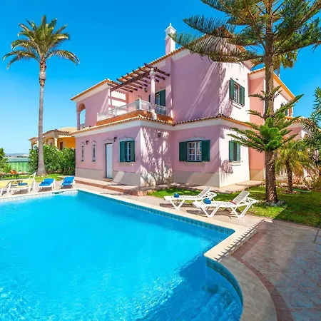 Villa In Albufeira Near Golden Beaches * Αλμπουφέιρα